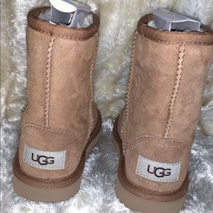 Toddler girl brand new ugg boots